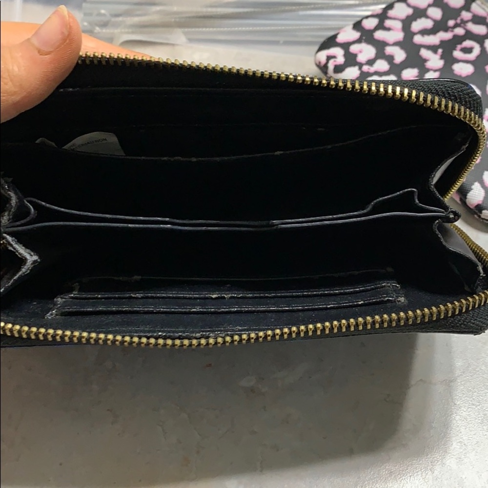 Wallet - Picture 2 of 3